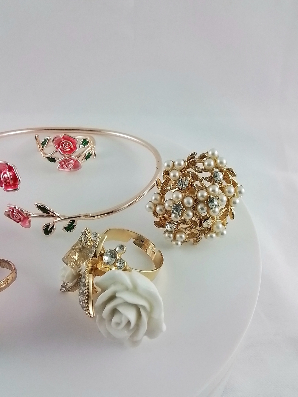 5 Summer Fashion Flower Rings Collection  With Rhinestones - Picture 4 of 4